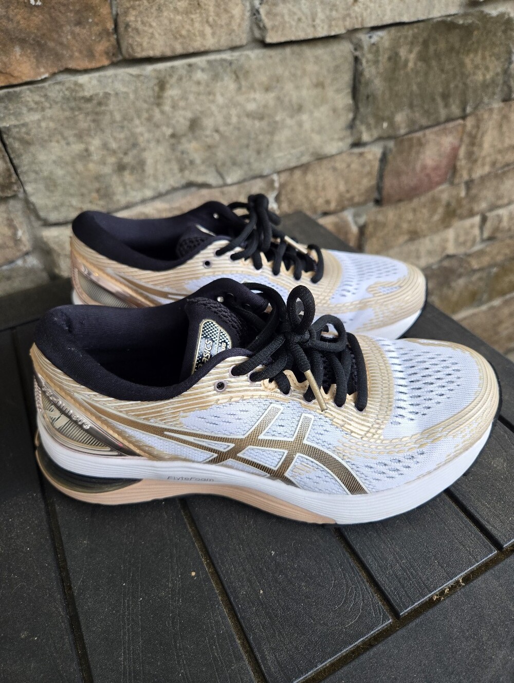 ASICS Gel Nimbus 21 Rose Gold/White Women’s Size 6.5 1012A608 GUC